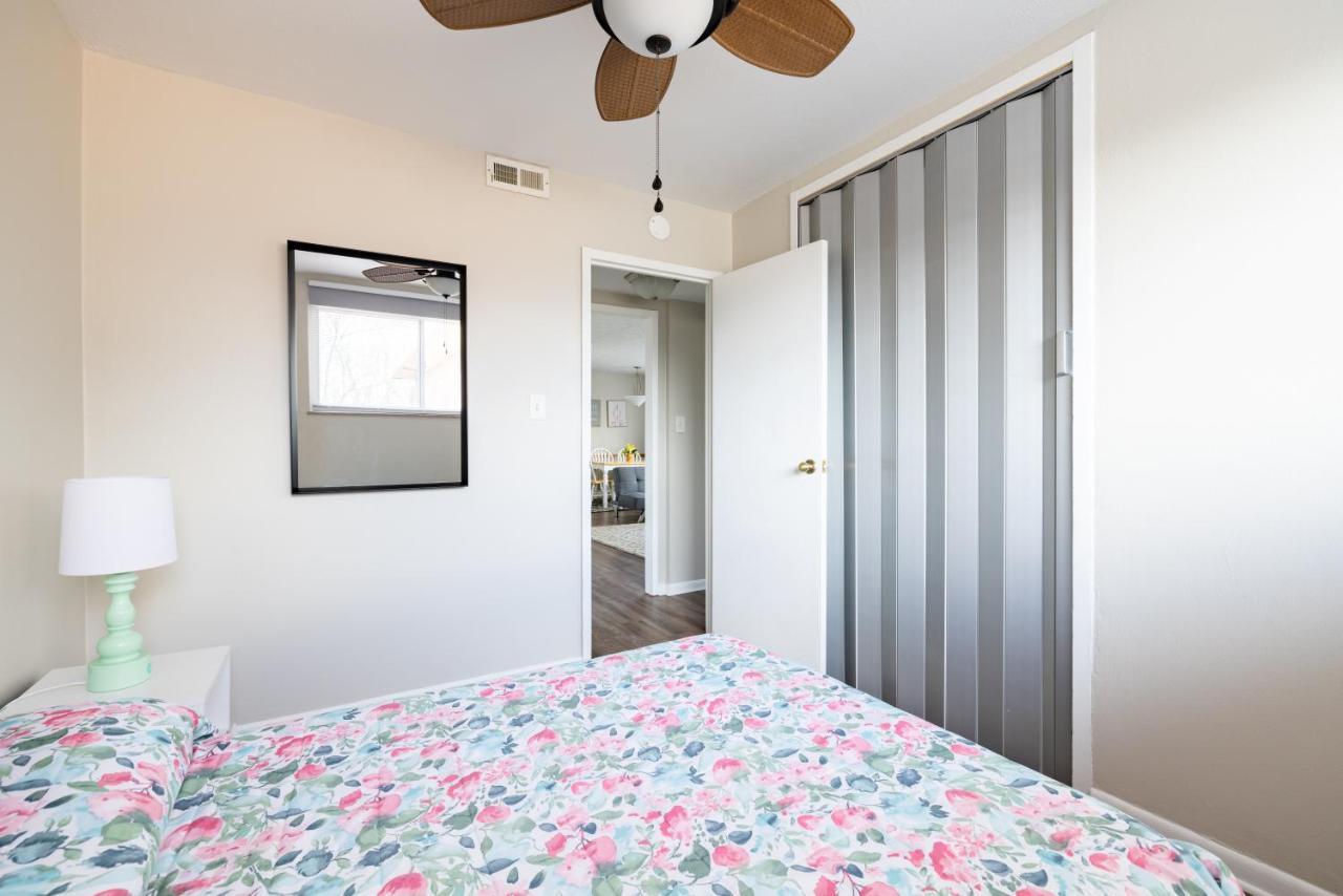 Georgetown Villas 3-2C Close To Cleveland Airport And Fairview Hospital Ideal For Long Stays! Fairview Park Esterno foto